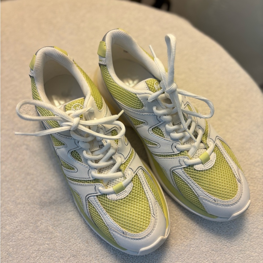 Michael Kors Kit Extreme Mesh and Leather Trainer